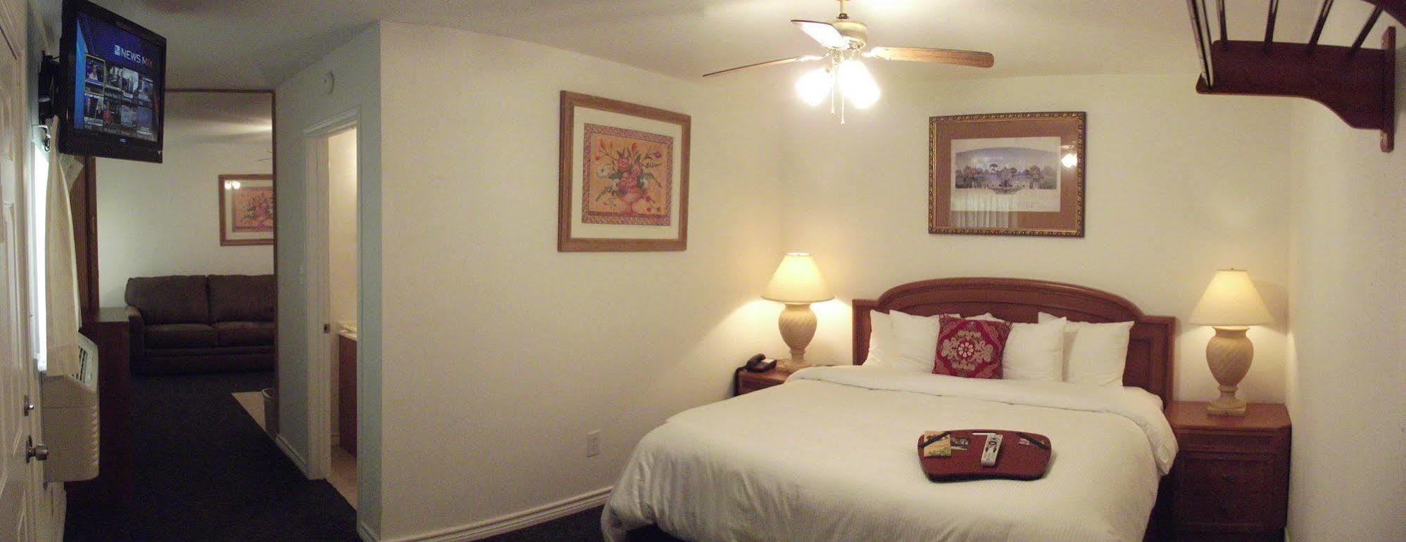Hempstead Country Inn & Suites 外观 照片