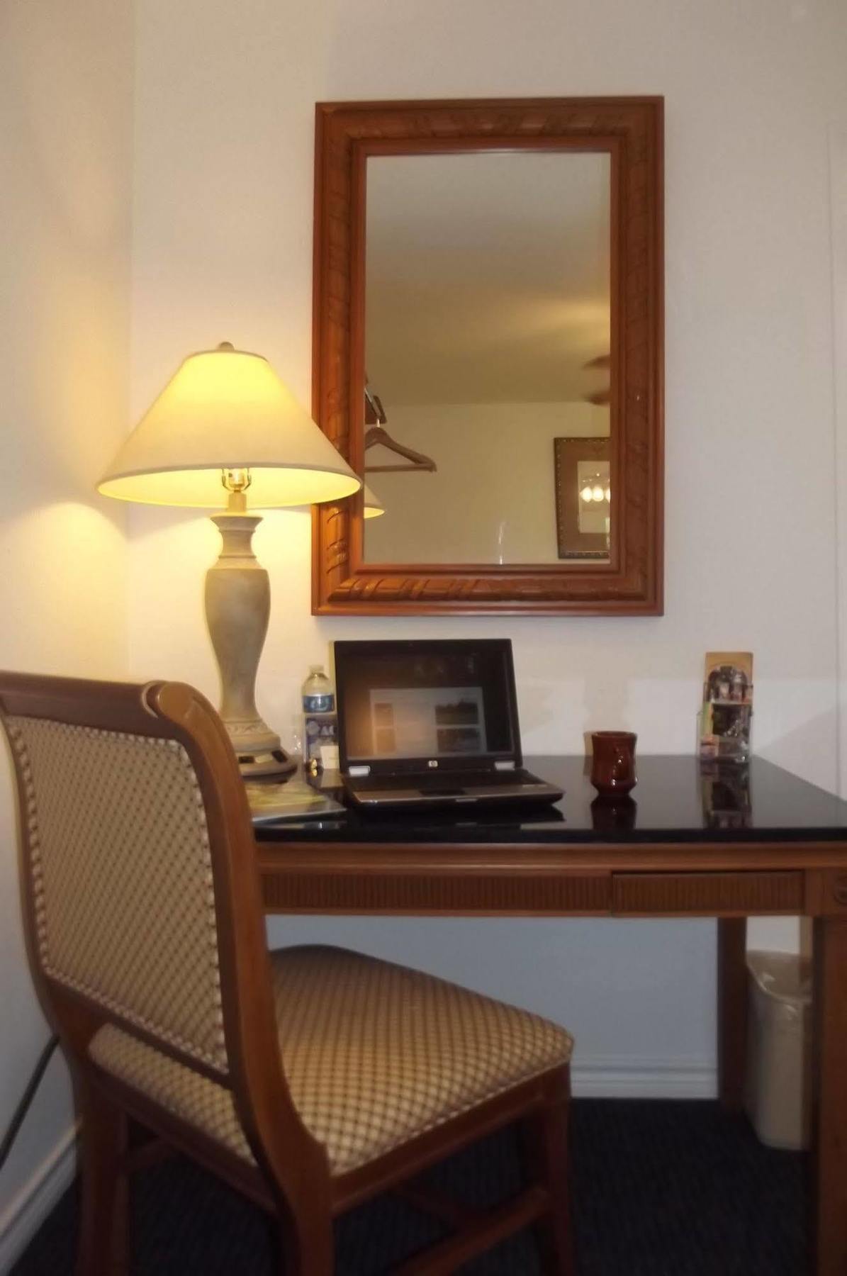 Hempstead Country Inn & Suites 外观 照片